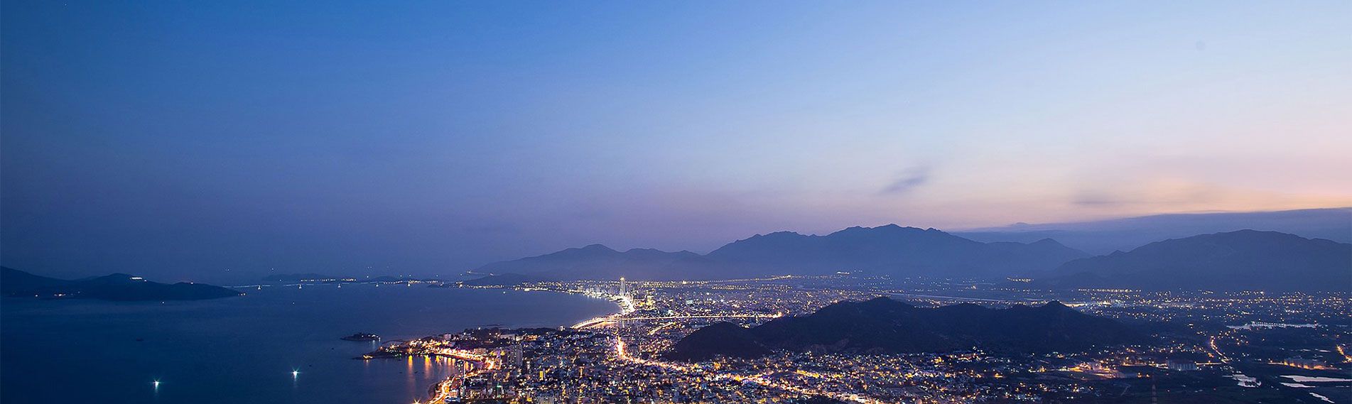 雙甲級專業(yè)咨詢公司